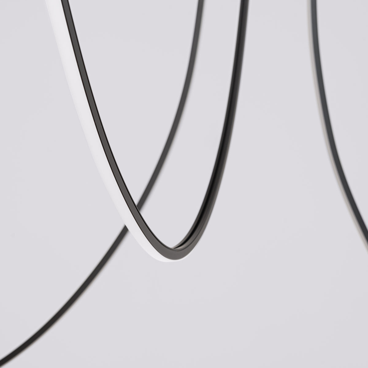 Suspension Alvar Ø 150 cm noir