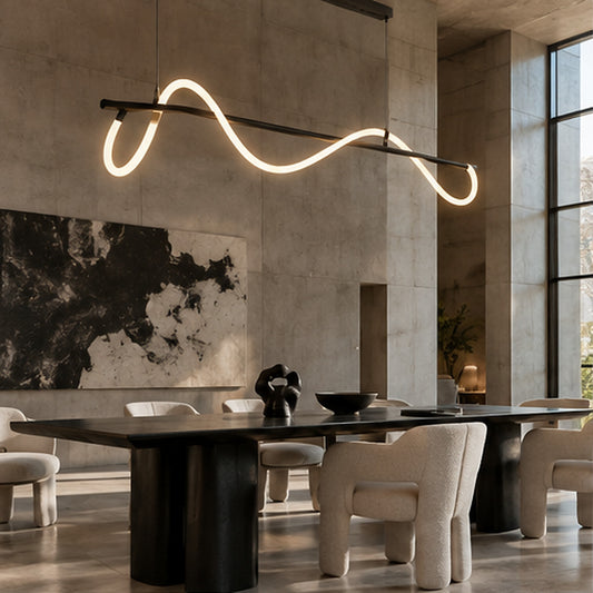 Suspension Galakse noire 148 cm au-dessus d'une table de salle à manger