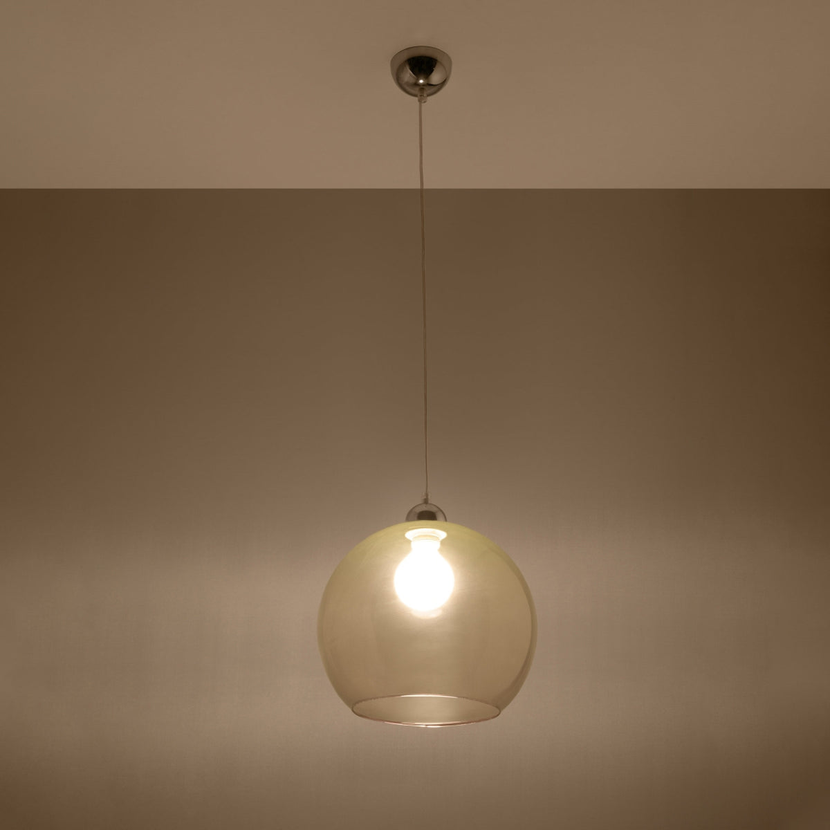 Suspension Ball en verre soufflé champagne, autre vue