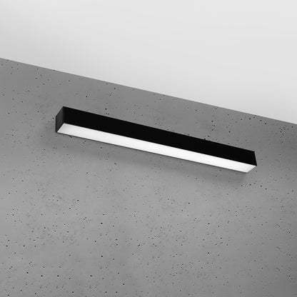 Applique Pinne 67 cm noir