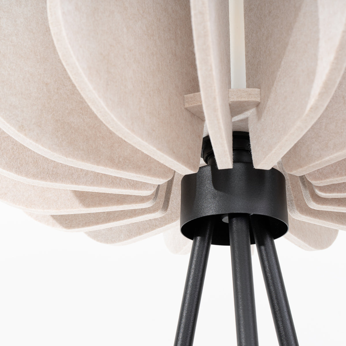 Lampadaire Mula beige, aperçu du design