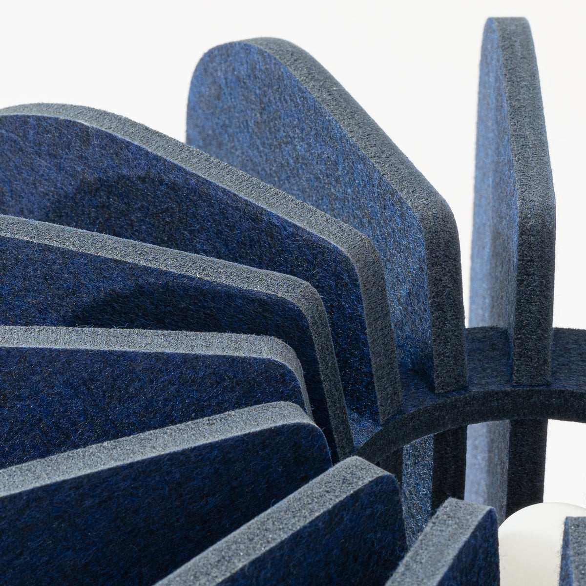 Lampadaire Mula navy, vue d'ensemble