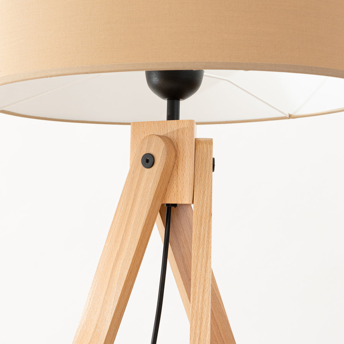 Lampadaire Natt beige, vue d'ensemble