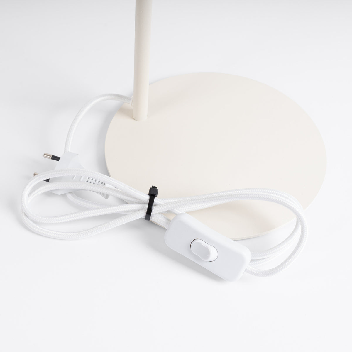 Lampe de table Nox beige, autre angle de vue