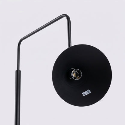 Lampadaire Nox noir, aperçu du design