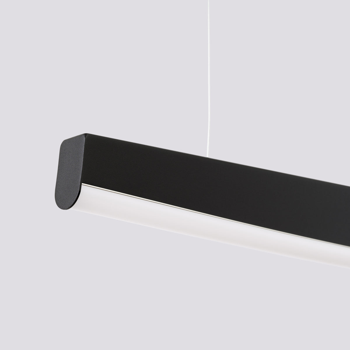 Suspension Jorun 120 cm noir