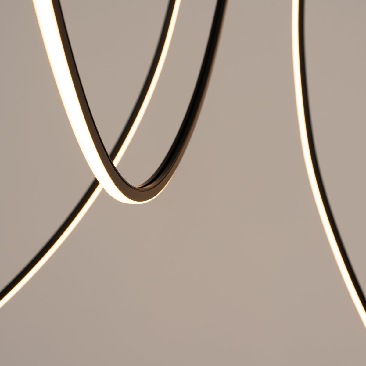 Suspension Alvar Ø 150 cm noir