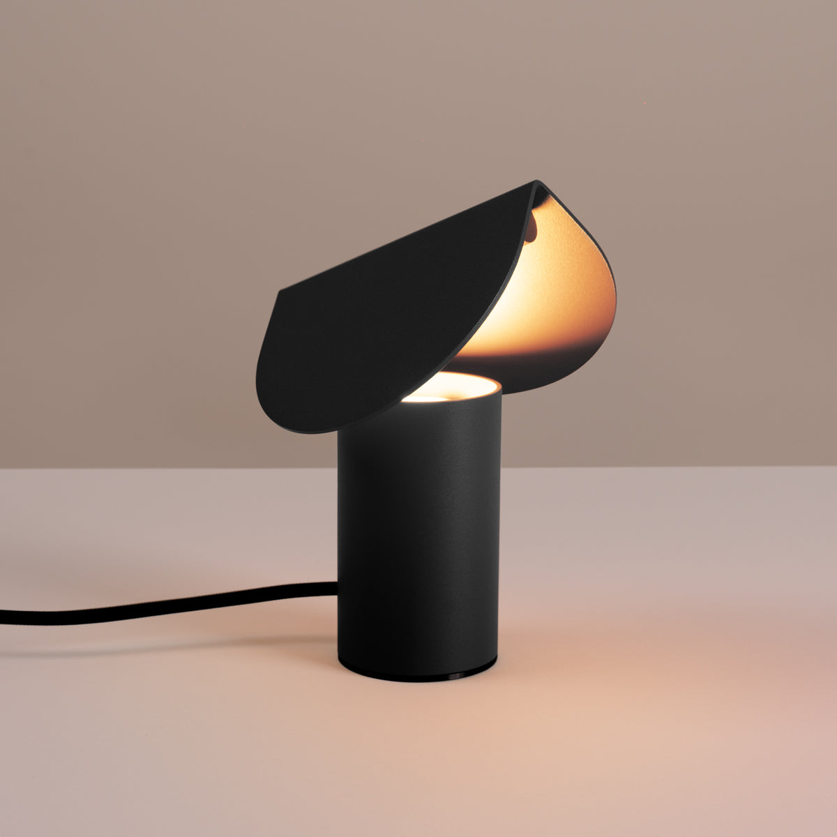 Lampe à poser Biscuit 15 cm noir