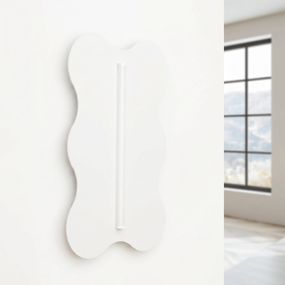 Applique Klover 66 cm blanc