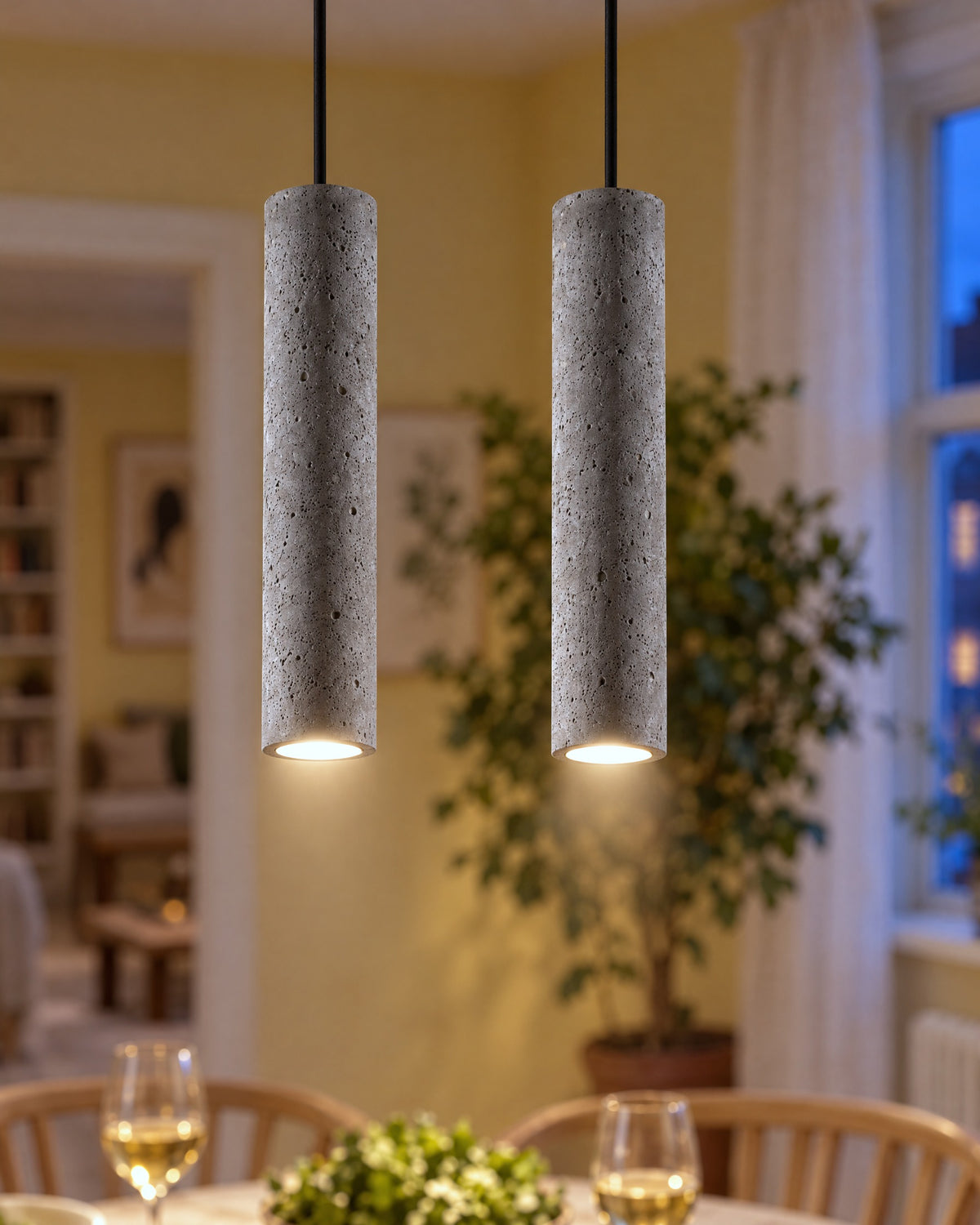 Suspension Luvo 2 lumières, détail des cylindres en béton allumés